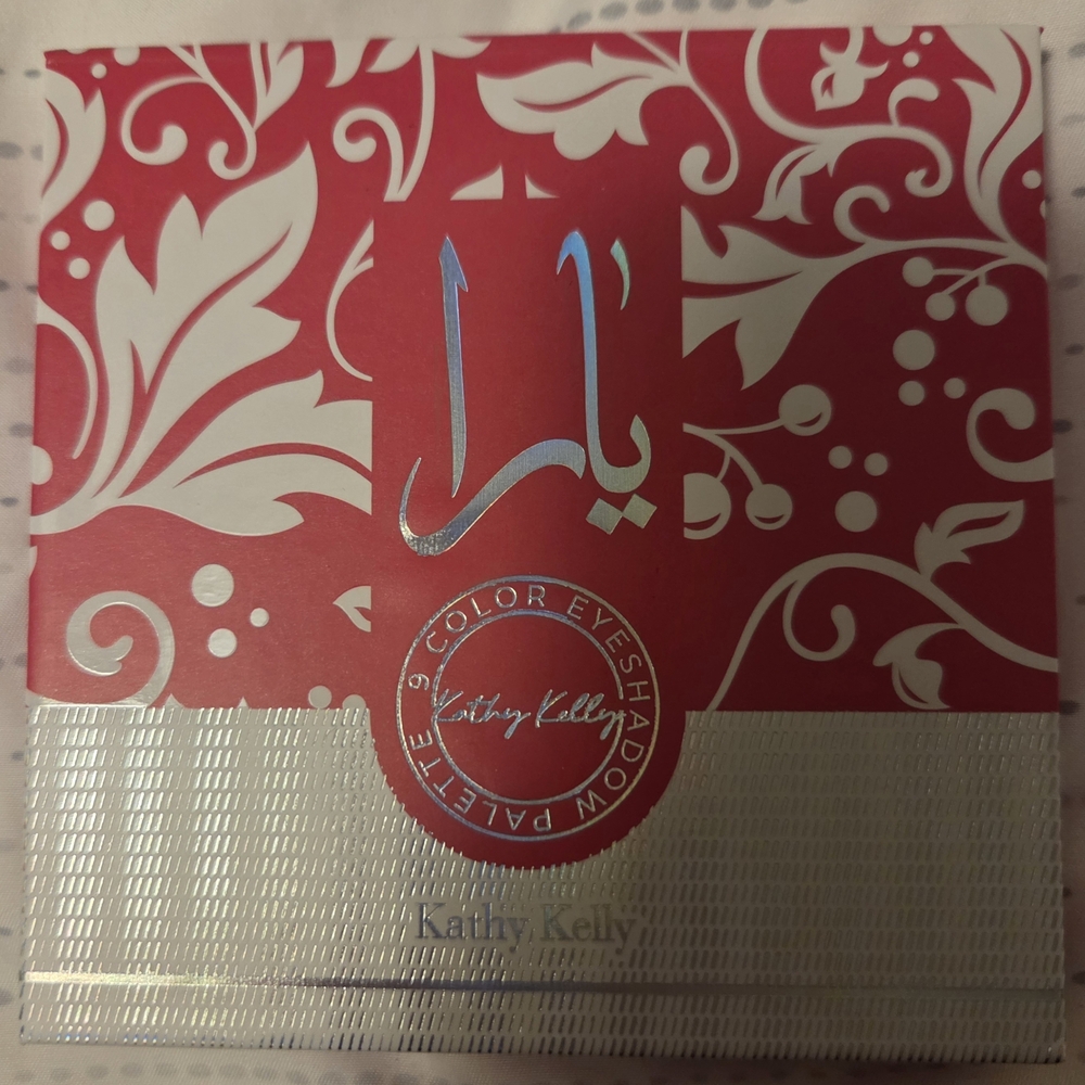 Yara Kathy Kelly Eyeshadow Palette